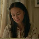 Belly’s white floral pajamas on The Summer I Turned Pretty