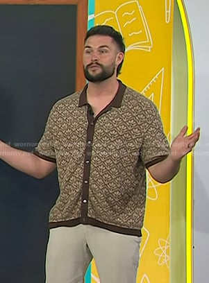 Mr. Lindsay’s brown print knit shirt on Today