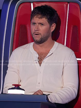 Niall’s whtie ribbed henley on The Voice