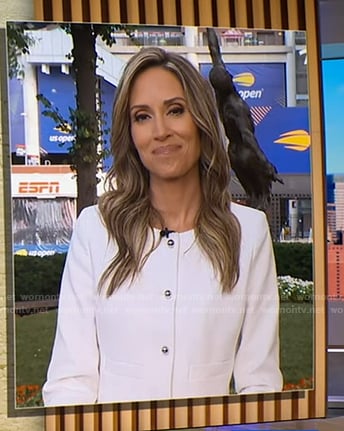 Rhiannon’s white jacket on Good Morning America