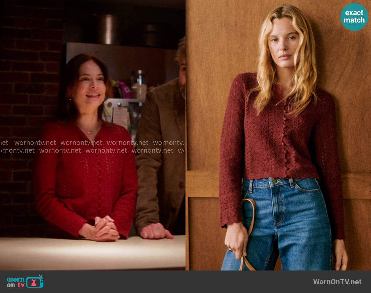 Sezane Noelie Cardigan in Brick worn by Cassandra Lee (Kristin Kreuk) on Murder in a Small Town