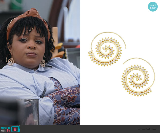WornOnTV: Adelola's spiral gold earrings on The Paper
