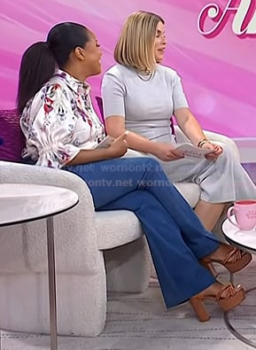 Sheinelle’s brown platform sandals on Today