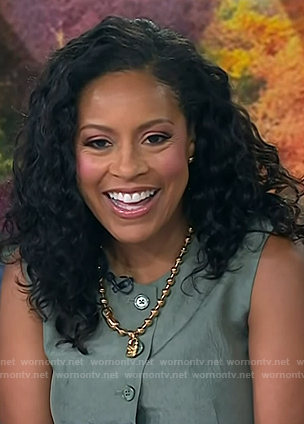 Sheinelle’s gold necklace on Today