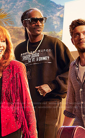 Snoop Dogg’s black opening scene sweatshirt on The Voice