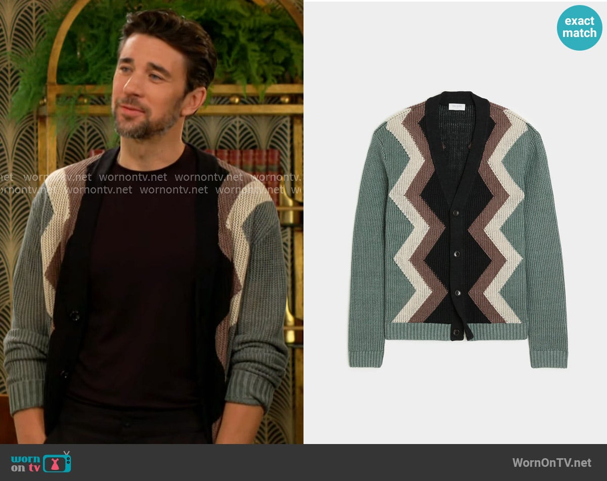 Todd Snyder Relaxed Linen Cardigan in Silver Mist worn by Cane Ashby (Billy Flynn) on The Young and the Restless