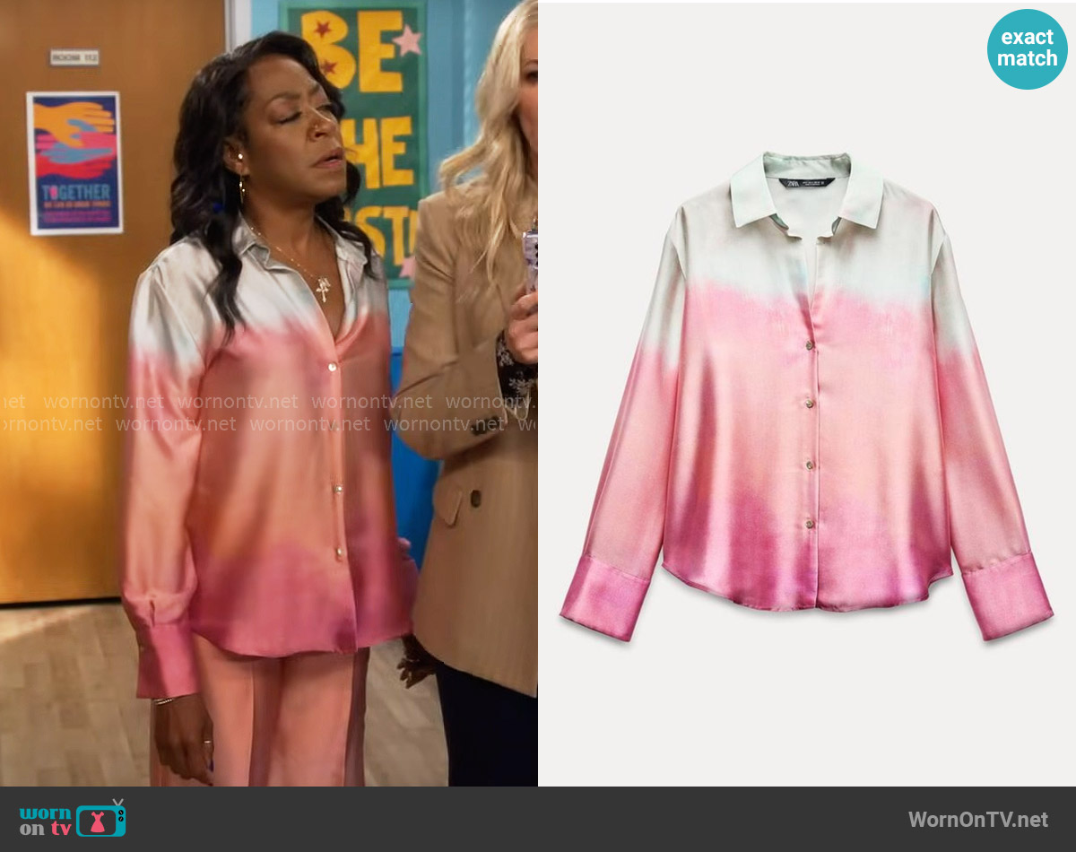 WornOnTV: Tina's pink ombre shirt and pants set on The