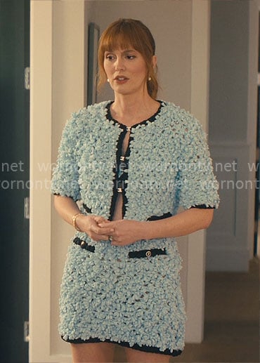 Abby’s blue textured outfit on Nobody Wants This