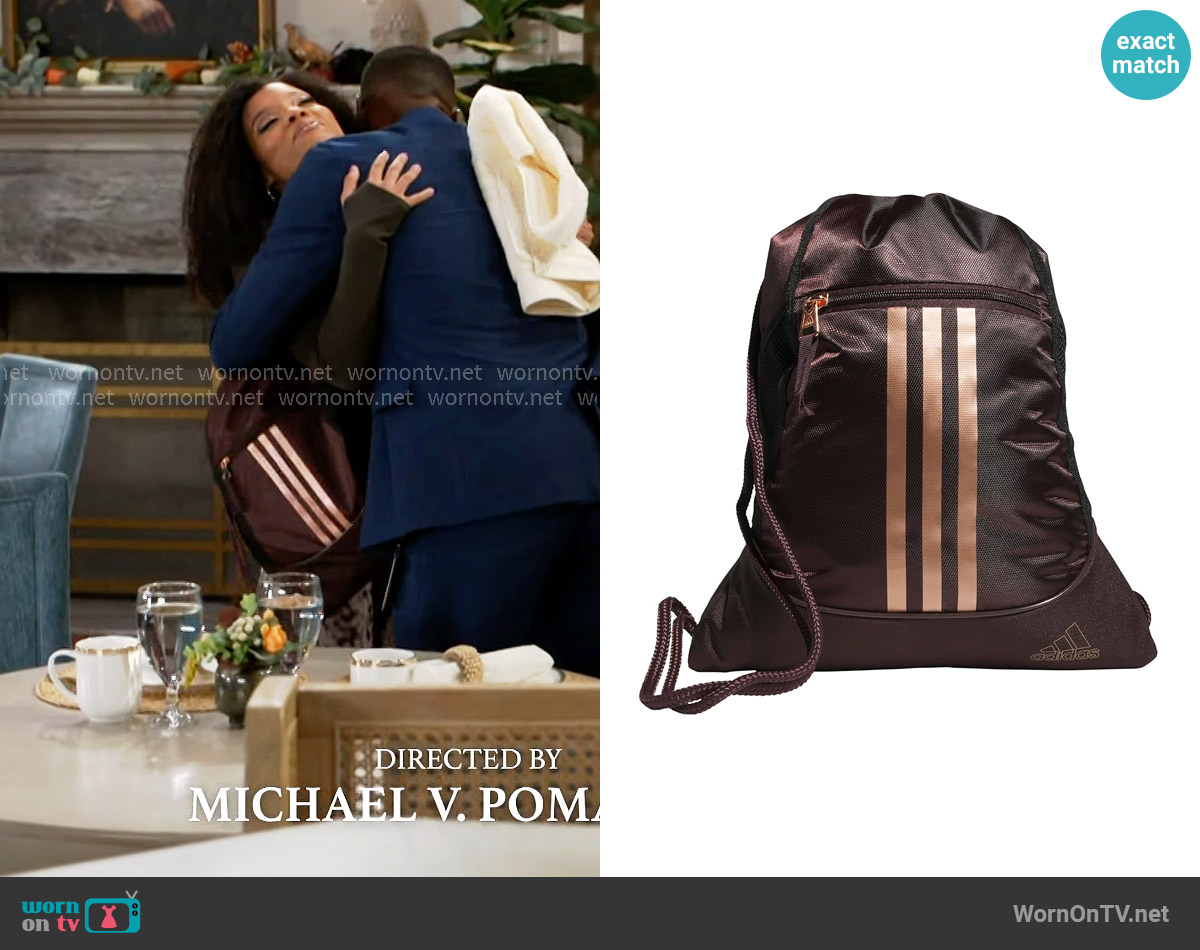 Adidas Alliance Sackpack in Shadow Brown / Rose Gold worn by Eva Thomas (Ambyr Michelle) on Beyond the Gates