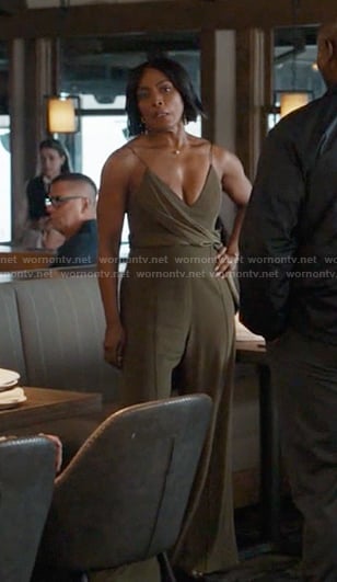 Athena’s green jumpsuit on 9-1-1