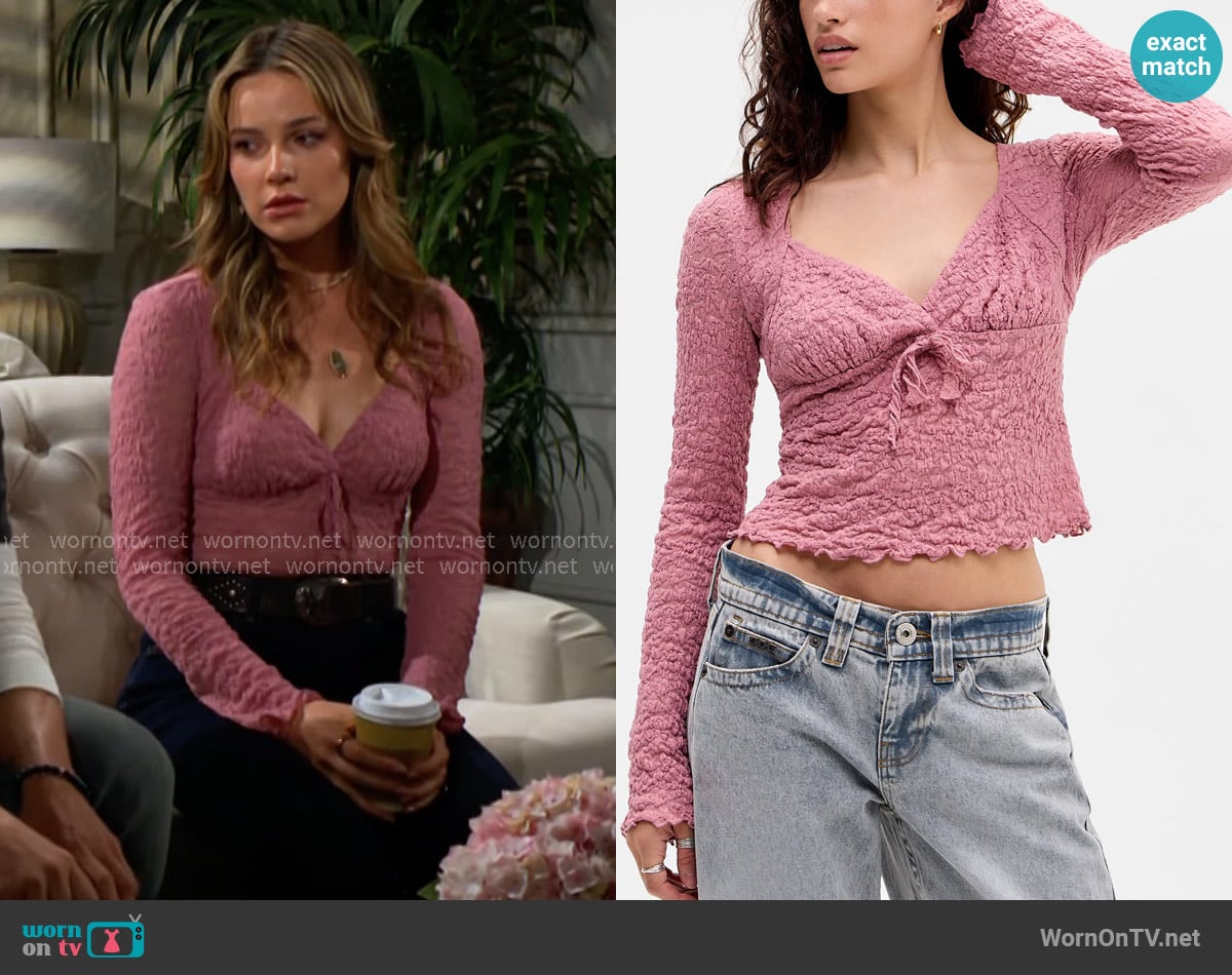 BDG Olivia Lace Long Sleeve Top in Mauve worn by Tessa Porter (Cait Fairbanks) on The Young and the Restless