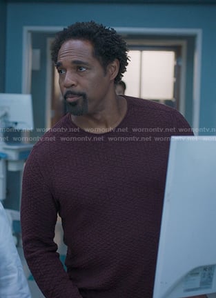 Ben’s burgundy textured sweater on Greys Anatomy