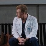 Owen Hunt’s blue sneakers on Greys Anatomy