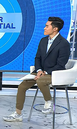Brian Cheung’s white and grey sneakers on Today