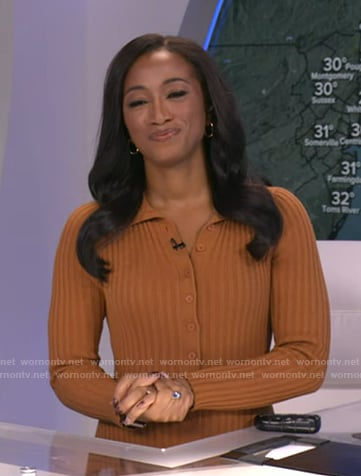 Brittany’s brown ribbed cardigan dress on Good Morning America