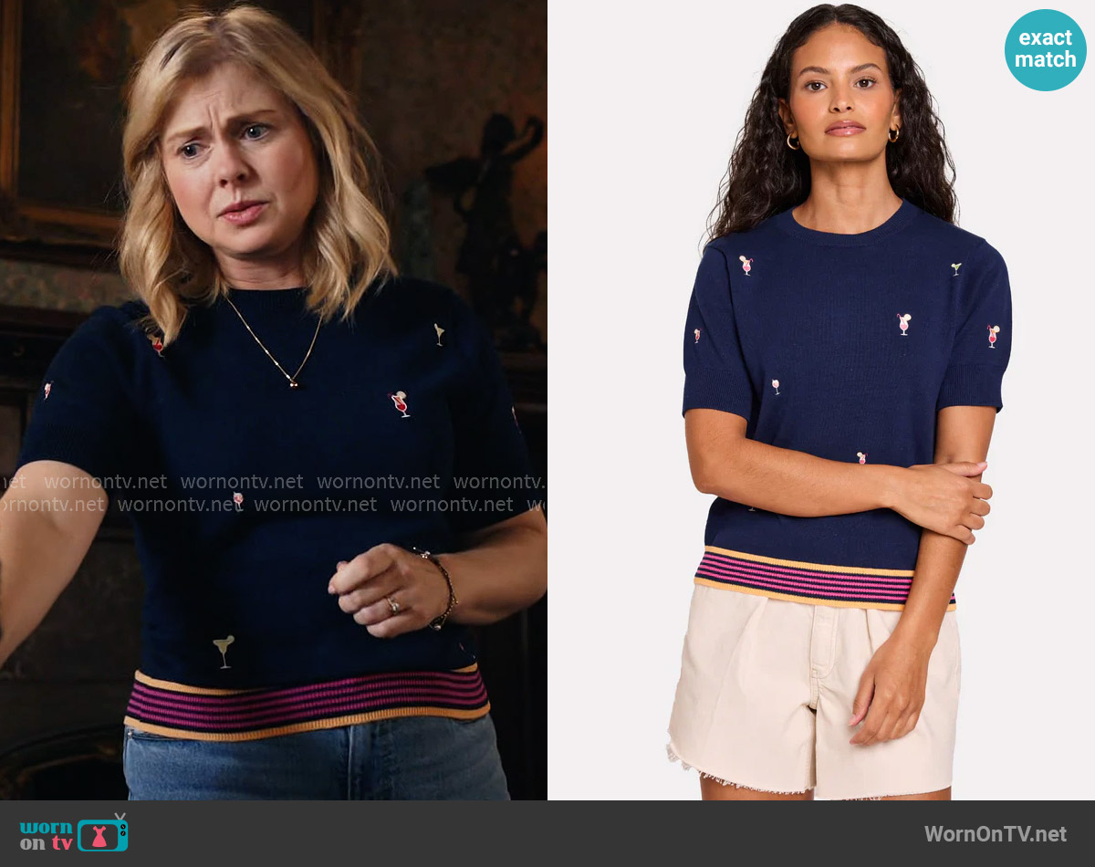 Brodie Cashmere Cocktail Embroidery Tee worn by Sam (Rose McIver) on Ghosts