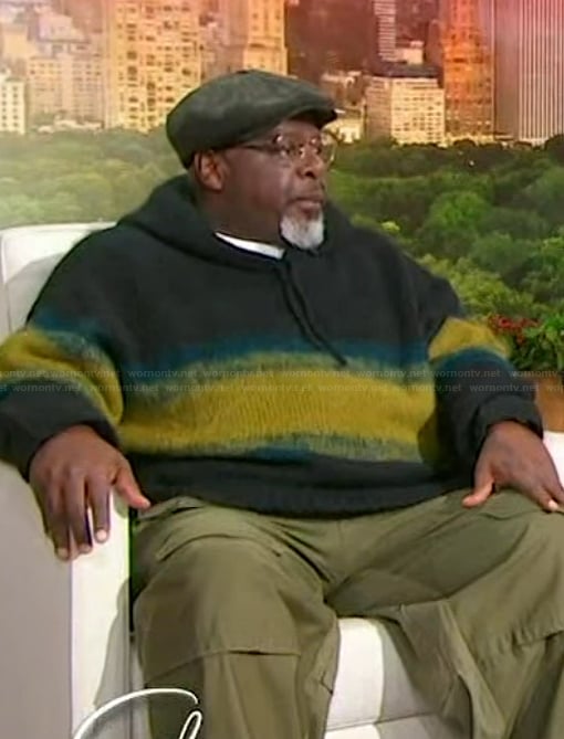 Cedric the Entertainer’s stripe hoodie on Sherri
