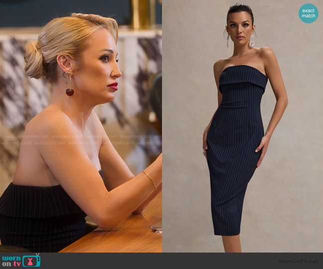 Club L London Highway Navy Pinstripe Dress worn by Mary Fitzgerald on Selling Sunset