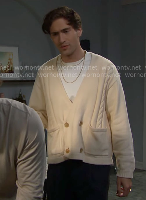 Deke’s ivory cable knit cardigan on The Bold and the Beautiful