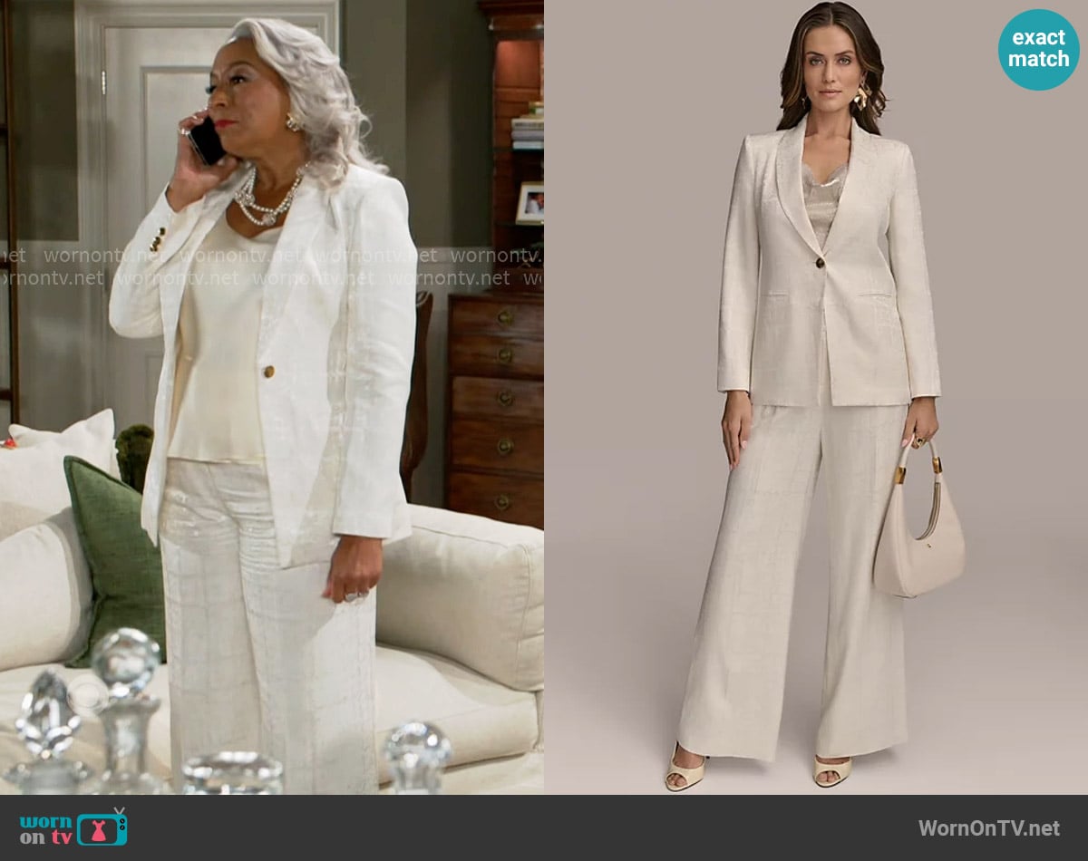 Donna Karan Linen-Blend Jacquard One-Button Blazer worn by Anita Dupree (Tamara Tunie) on Beyond the Gates