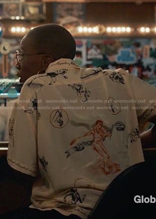 Hen’s white print short sleeve shirt on 9-1-1