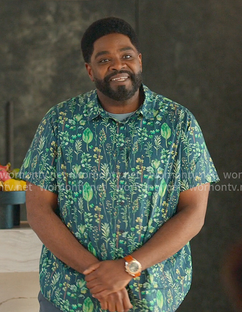 Howard’s leaf print shirt on Loot