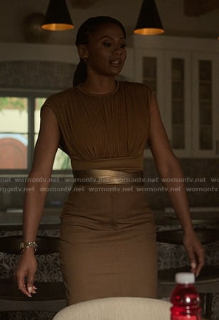 Jax’s khaki gathered top on Reasonable Doubt