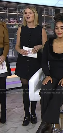 Jenna’s black leather mules on Today