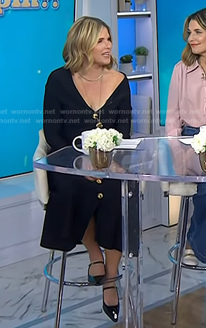 Jenna’s black mules on Today