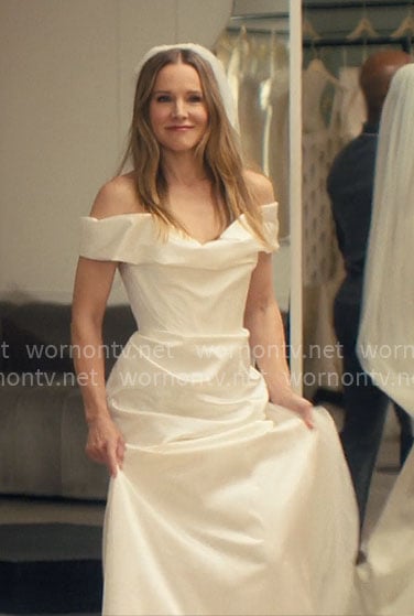 Joanne’s wedding dress on Nobody Wants This