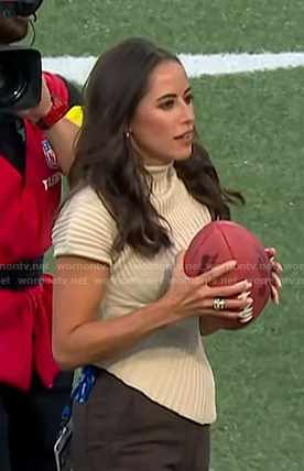 Kaylee’s beige ribbed asymmetric top on Today