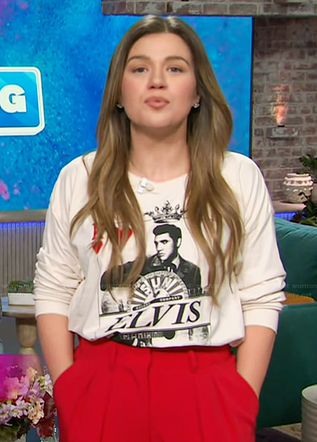 Kelly’s Elvis graphic long sleeve tee on The Kelly Clarkson Show