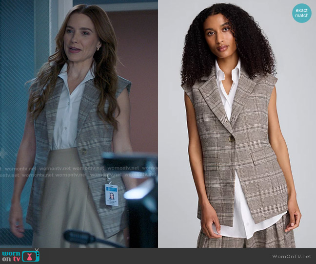 Kenneth Cole Longline Glen Plaid One-Button Vest in Sable Brown Multi worn by Cass Beckman (Sophia Bush) on Greys Anatomy