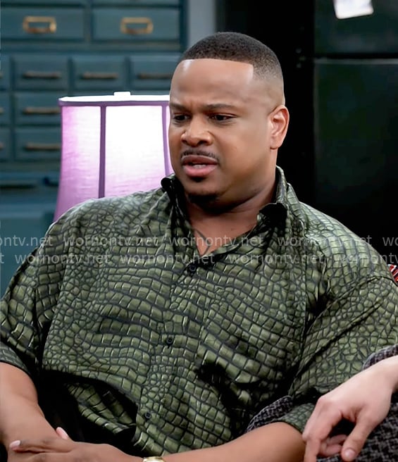 Maurice’s green crocodile print shirt on Tyler Perrys Sistas