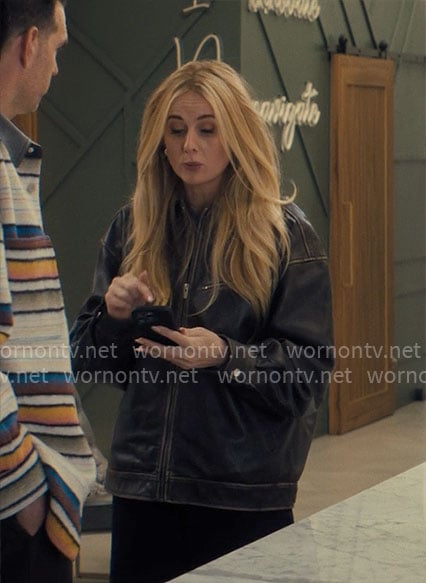 Morgan’s brown oversized leather jacket on Nobody Wants This