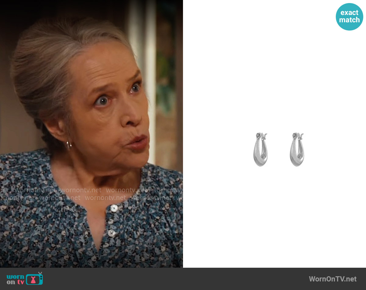 Peggy Li Horseshoe Hoop Earrings in Sterling Silver worn by Madeline Matlock (Kathy Bates) on Matlock