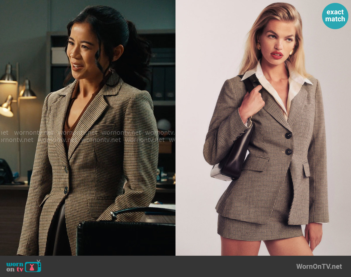 Reformation Bondi Blazer in Tan Houndstooth worn by Sarah Franklin (Leah Lewis) on Matlock
