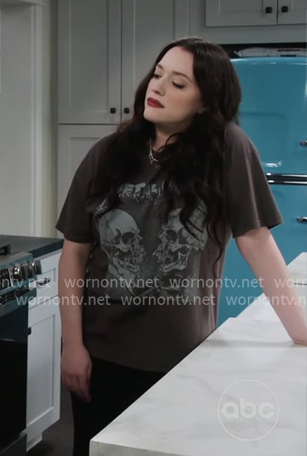 Riley’s Metallica t-shirt on Shifting Gears