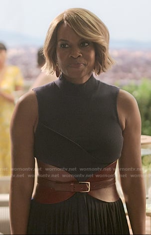 Sally’s brown leather wide belt on Reasonable Doubt