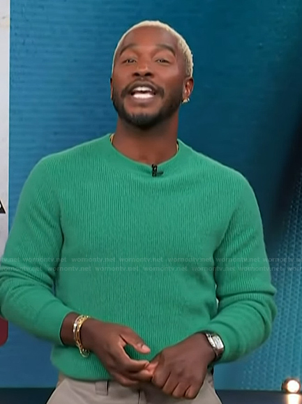 Scott’s green sweater on Access Hollywood