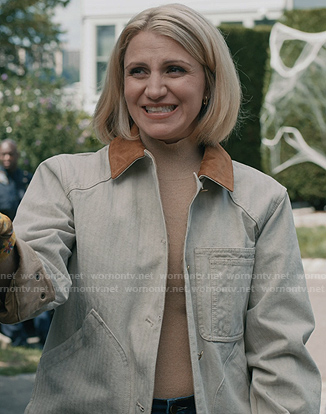 Sharon’s beige suede collar jacket on Elsbeth