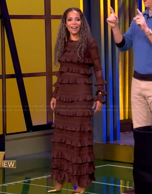 Sunny’s brown ruffled top and skirt on The View