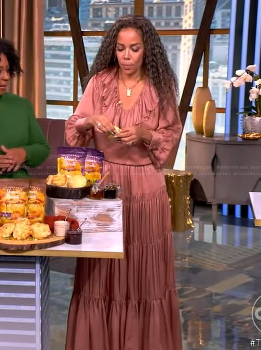 Sunny’s pink ruffle top and maxi skirt on The View