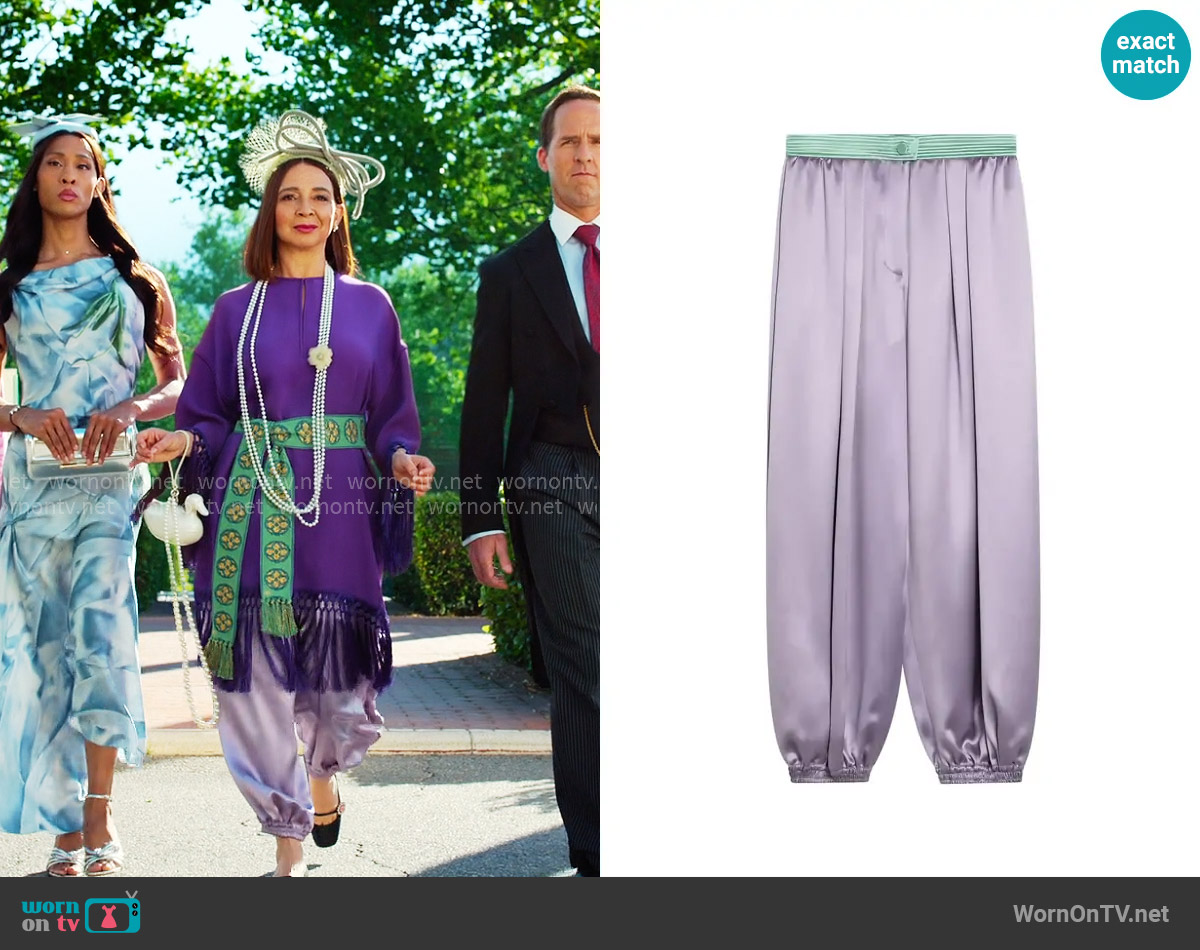 Valentino Garavani Silk trousers worn by Molly Novak (Maya Rudolph) on Loot