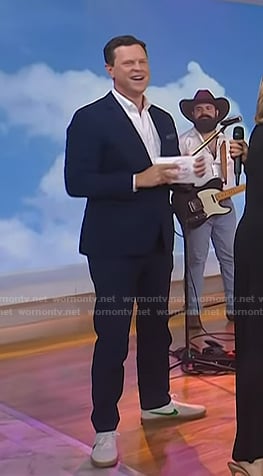 Willie Geist’s white and green sneakers on Today