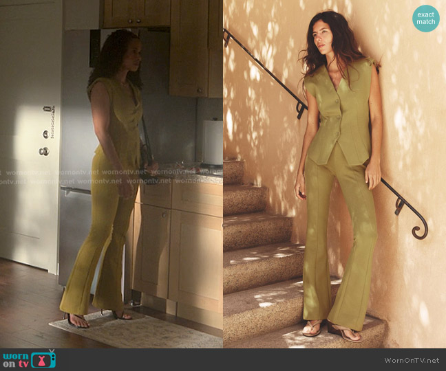 Zara Interlock Sleeveless Top in Oil worn by Shanelle Tucker (Shannon Kane) on Reasonable Doubt