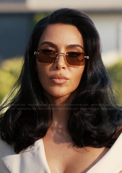 Allura’s sunglasses on Alls Fair