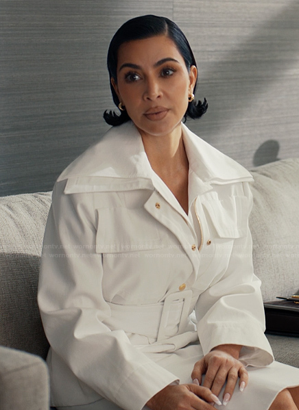 Allura’s white trench jacket on Alls Fair