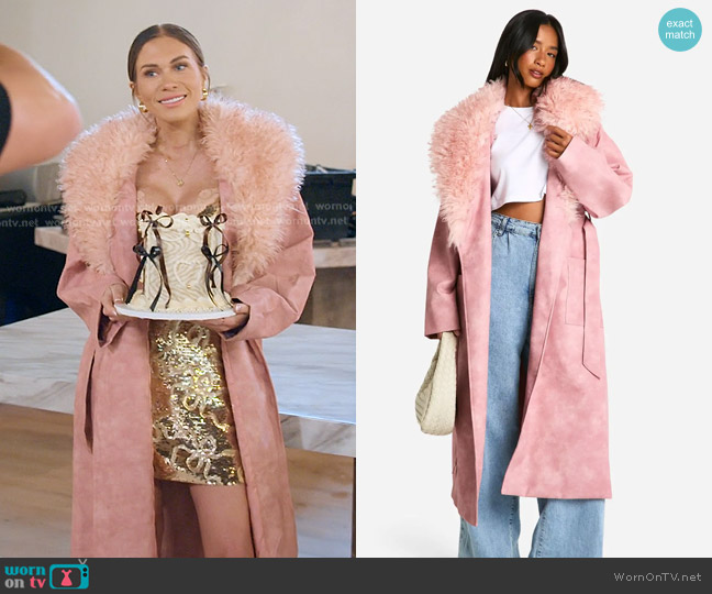 Boohoo Faux Fur Collar Vintage Look Faux Leather Trench Coat worn by Jessi Ngatikaura on The Secret Lives of Mormon Wives