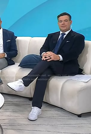 Carson Daly’s white sneakers on Today